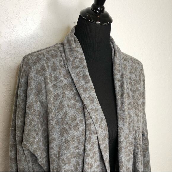 Sundry gray brown animal print open front cardigan size 1 or Small - Picture 2 of 15